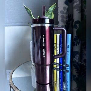 Starbucks x Stanley Philippine Edition Brown Crystal Quencher 30oz